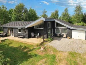 8 person holiday home in Storvorde