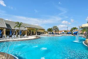 Trendy Retreat - Great Location - Fully Loaded