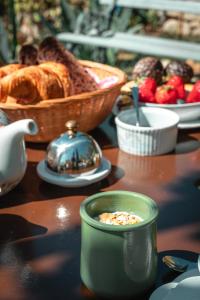 Les Apiers, chambre dhôtes de charme à Carcès