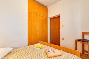 Apartments with a parking space Mali Losinj (Losinj) - 8026
