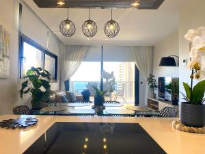 Lujoso apartament con impresionantes vistas al mar