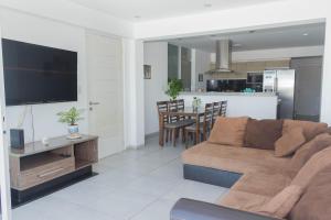 Amplio Duplex Huanchaco - Vista al Mar y Ascensor