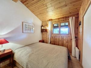 Appartement 3 pièces tout équipé avec balcon et box fermé, à 1,2 km du centre de Combloux - FR-1-560-141