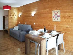 Studio cosy pour 4 personnes face aux pistes, balcon sud - FR-1-322-616