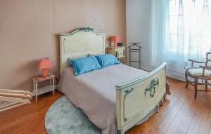 Maisons de vacances 3 Bedroom Awesome Home In Carpentras : photos des chambres