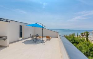 Nice Apartment In Vir With Wifi