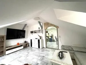 Casa Antic Große Moderne 45qm wohnung im Zentrum Am Bahnhof Kostenloses WLAN - Arnsgereuth