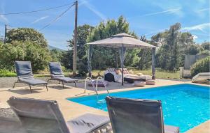 Maisons de vacances Lovely Home In Le Luc With Wifi : photos des chambres
