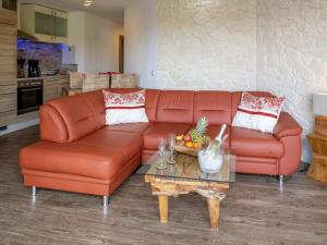 Exclusive apartment with panoramic lake view