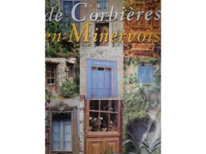 Maisons de vacances Ancien Cafe with roof terrace and balcony : photos des chambres