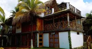 Cabañas Barikoke-Kokomo - Río Cedro