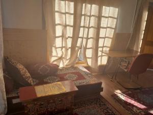 Julay Guest House