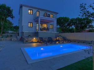 Elena Comfortable holiday residence 