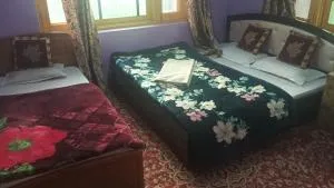 Friends ENCLAVE GUREZ - Kanzalwan