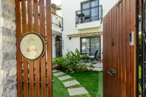 Arden's House - Torba