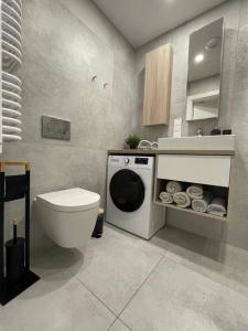 Shellter Apartments By the Sea Rogowo