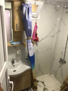 Sunset House - 200m to the Beach