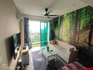 Family Fun Getaway - Infinity Pool, Ps5, Private-Cinema with Pool-view Balcony - M3