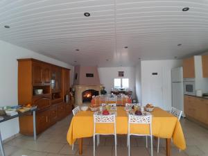 B&B / Chambres d'hotes CHAMBRES D HOTES AU P'TIT BONHEUR CAMPAGNARD : photos des chambres
