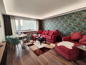 Familienapartment mit Pool, Spa und Panoramablick