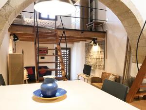 Monolocale con aria condizionata nel centro storico di SantAntioco C186