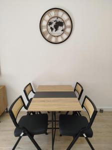 Grand studio avec terrasse