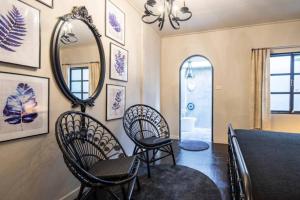 Beautiful 3 Bedroom Baroque House near Asoke BTS