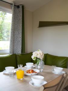 Campings Camping Le Damier : photos des chambres