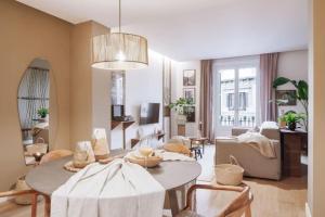 Bemba - 1 bedroom and swimming pool in Passeig de Gracia