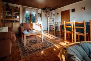 Cozy family place 'Hiša Grozdek' - Gruškovec 40A 