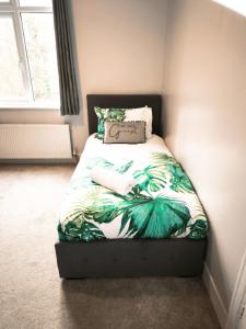 Luxury 3-Bed Home, Sleeps 7, Perfect for Families & Business Trips