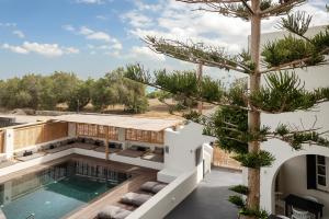 Scorpios Beach Santorini