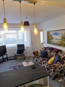 Semi detached quite location