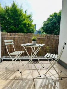 Gemütliches 1R Apartment mit Balkon, Parking, TV Streaming