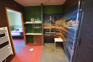 Hotels Hotel De Calais : photos des chambres