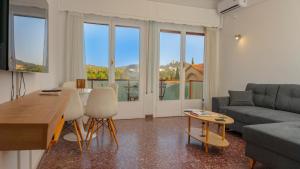 Amazing View Of Acropolis