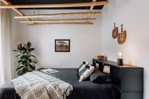 Mwitu - 2 bedroom and balcony in Poblenou