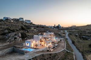 Marble Arch Apartments