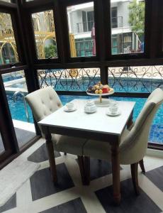 Espana Condo Resort Pattaya