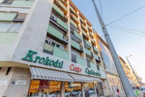 B20 Keleti Sunrise Panoramic