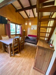 Chalets Chalet mitoyen pres des pistes : photos des chambres