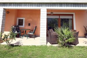 Lush Garden Hideaway FAMA near Portoroz