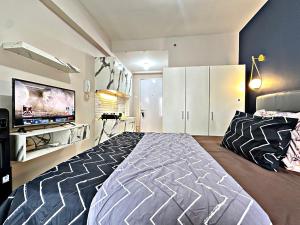 Nordic Studio Pool View Free Netflix at Apt Green Bay Pluit Tower E