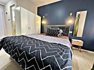 Nordic Studio Pool View Free Netflix at Apt Green Bay Pluit Tower E