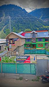 Zytoon homestay