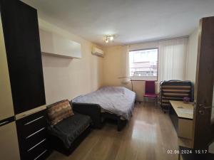 Apartment in the Center 1