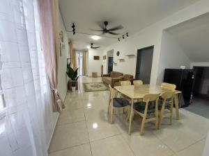 Amir Homestay Nilai