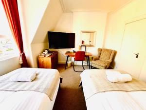 Deluxe Double or Twin Room room in Doune Guest House