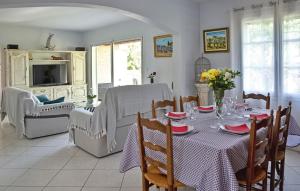 Maisons de vacances Maison Le Pavillon : photos des chambres