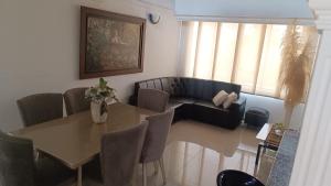 Apartamento amplio con una hermosa terraza